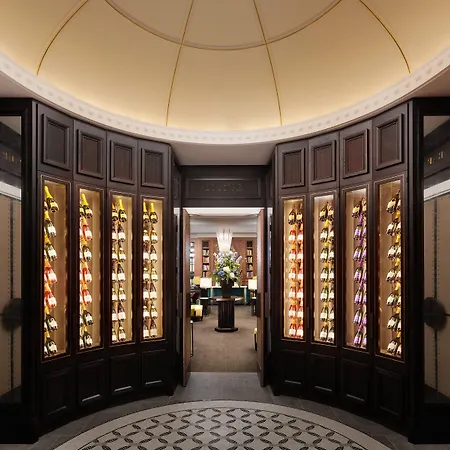 Adare Manor & 아파트 *