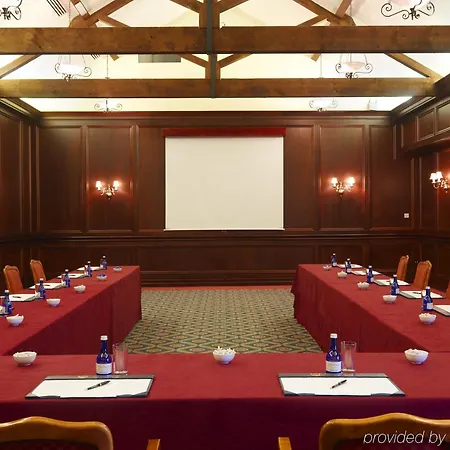 דירה Adare Manor & *