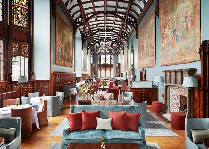 Adare Manor & Апартаменты