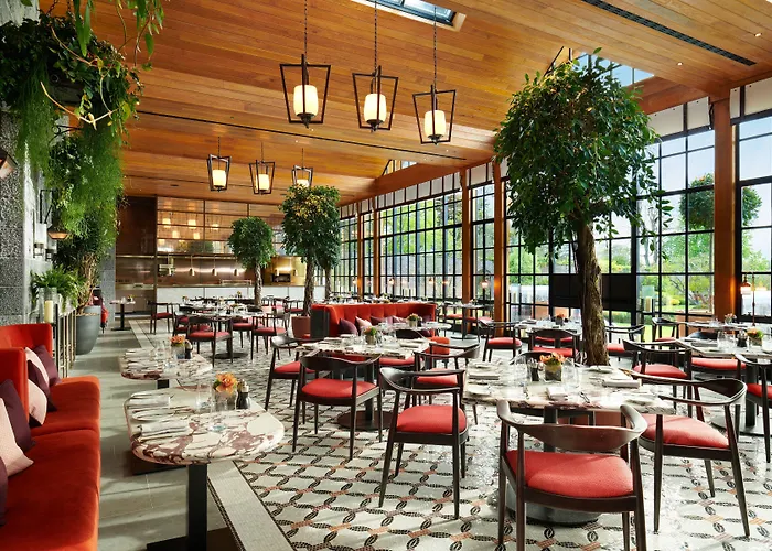 Апартаменты Adare Manor &