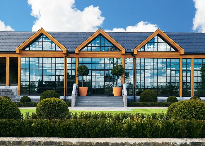 Adare Manor & Апартаменты Лимерик