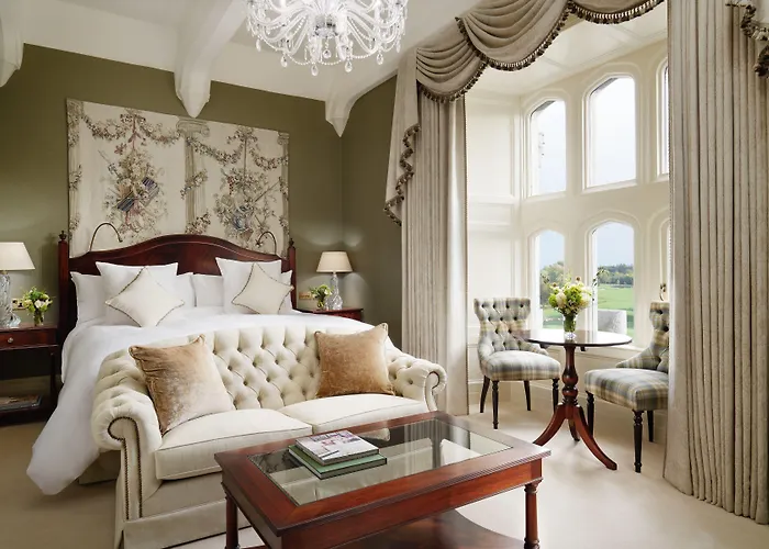 Adare Manor & Апартаменты