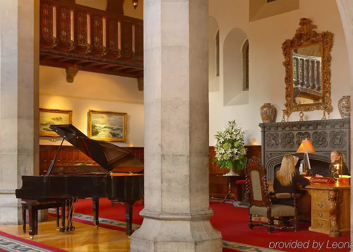 Апартаменты Adare Manor &