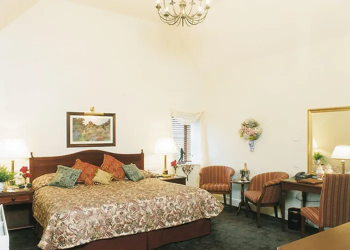 Апартаменты Adare Manor & Лимерик