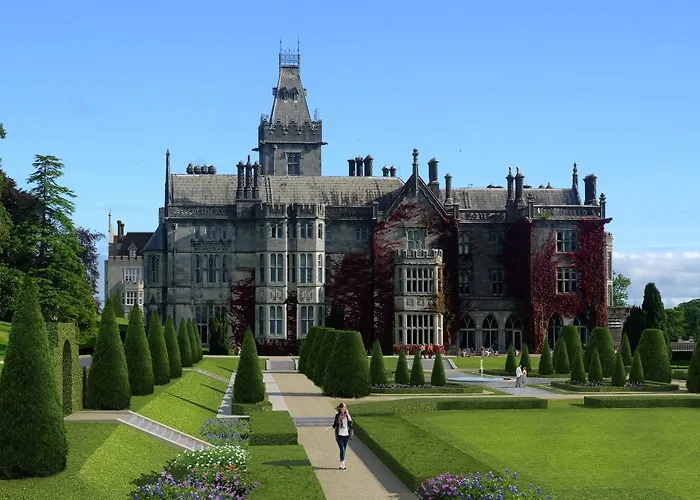 Апартаменты Adare Manor & *