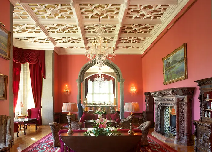 Adare Manor & Апартаменты