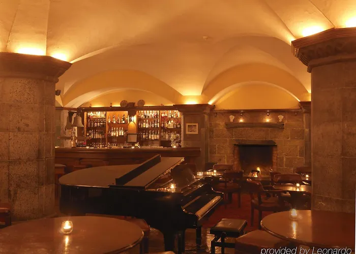 Adare Manor & Апартаменты *